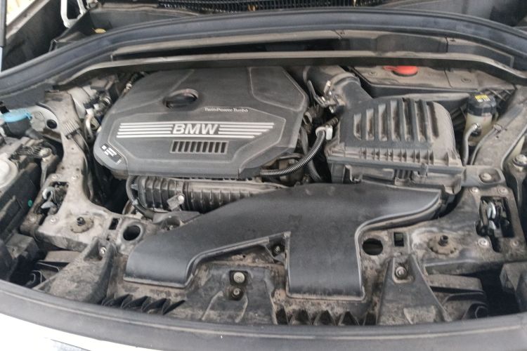 宝马X1 2021款 改款 sDrive20Li 时尚型机舱底盘24