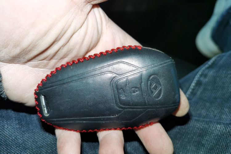 上汽大通MAXUS D90 2017款 2.0T 自动两驱 天王星中控内饰7001