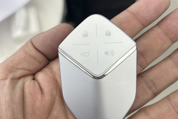 深蓝汽车 深蓝SL03 2023款 200Max增程版中控内饰11