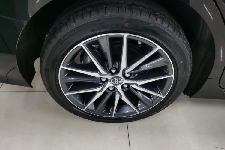 丰田 凯美瑞 2023款 2.5G 豪华版车身外观6008