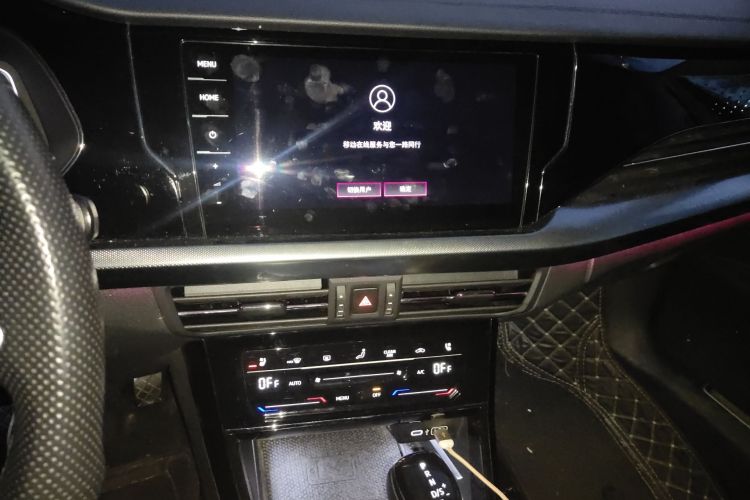 大众 帕萨特 2022款 330TSI 豪华版中控内饰16