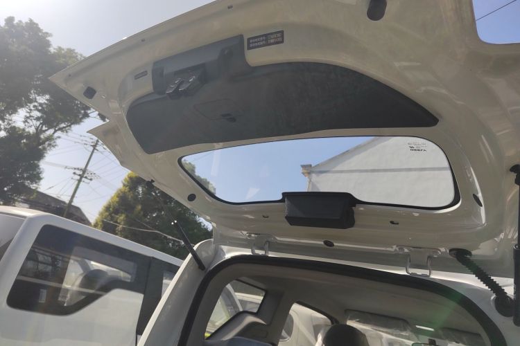 吉利银河 2024款 熊猫mini 200km 耐力熊机舱底盘23