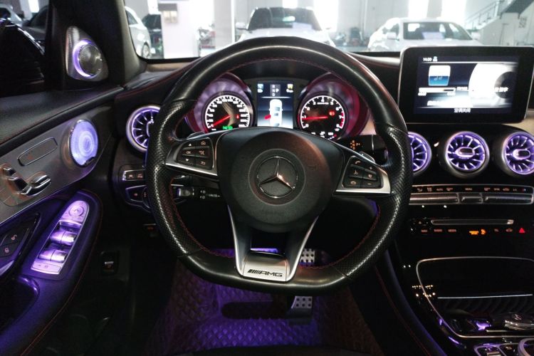 奔驰GLC轿跑 AMG 2017款 AMG GLC 43 4MATIC 轿跑SUV局部细节13