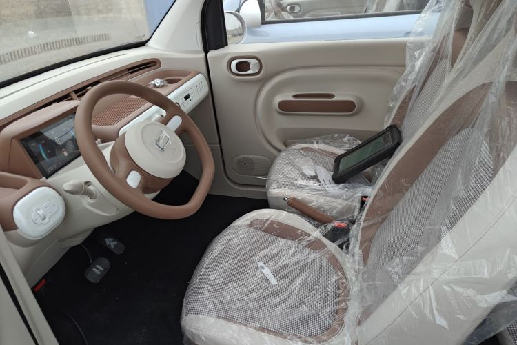 奔腾小马 2026款 222km 萌趣马 Plus中控内饰19