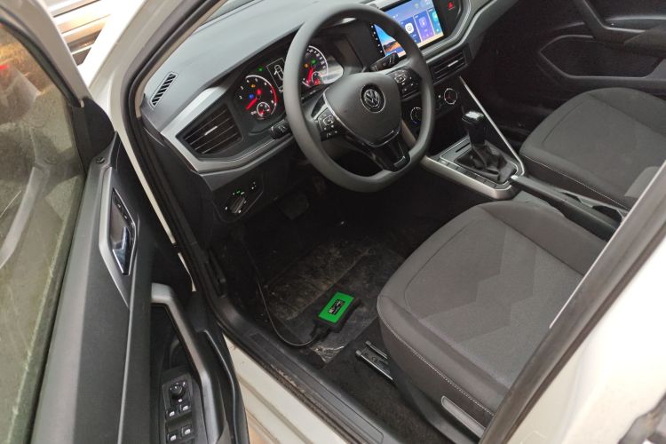 大众 Polo 2019款 Plus 1.5L 自动全景乐享版中控内饰7003