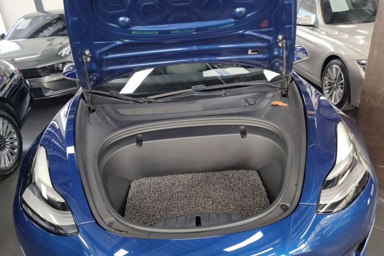 特斯拉 Model 3 2019款 标准续航后驱升级版局部细节24