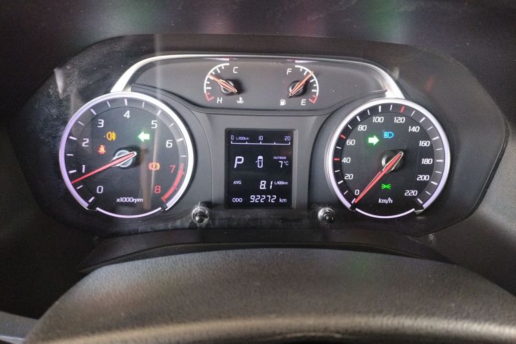 陆风X2 2017款 1.6L 自动铂锐版中控内饰14