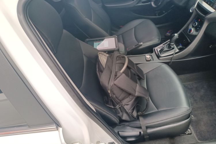 现代 朗动 2015款 1.6L 自动领先型局部细节41