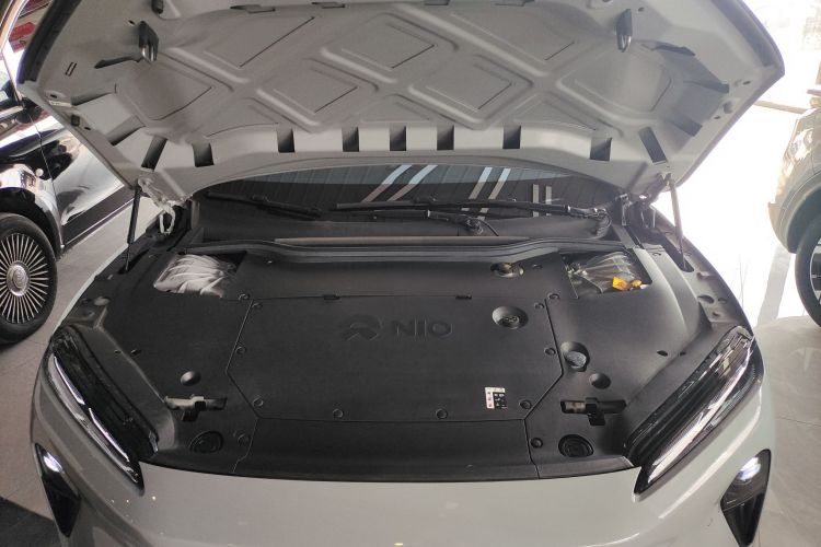 蔚来ET5T 2023款 75kWh Touring机舱底盘24