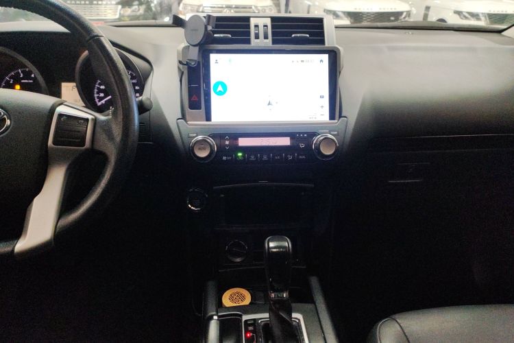 丰田 普拉多 2016款 2.7L 自动标准版局部细节16