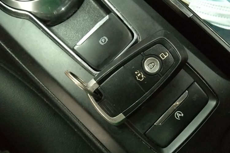 福特 蒙迪欧 2018款 EcoBoost 180 智控时尚型 国V中控内饰11