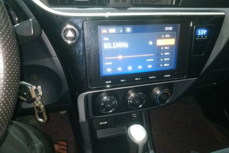 丰田 雷凌 2017款 改款 185T CVT精英版 国V局部细节16