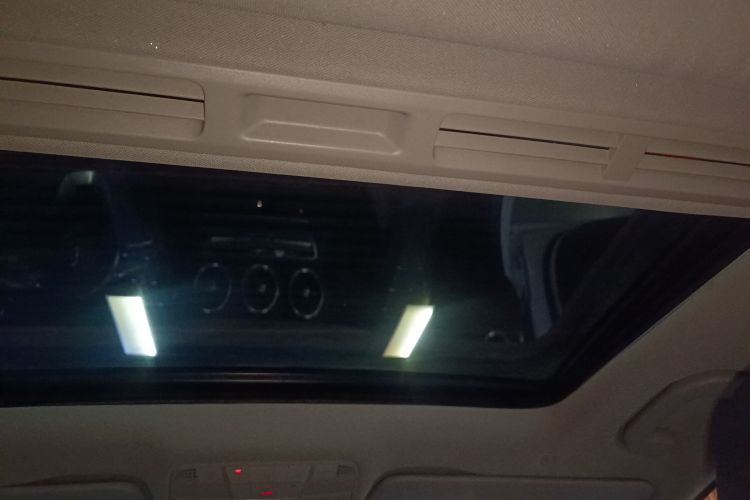 奔驰C级 2020款 C 200 L 时尚型运动版局部细节22