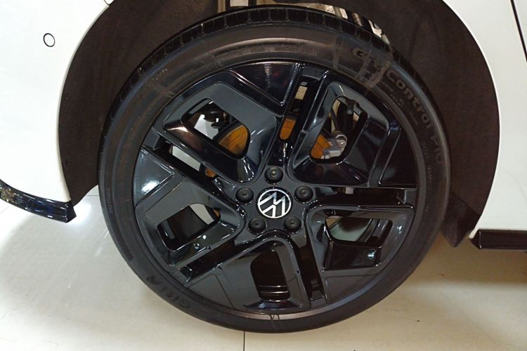 大众 高尔夫 2025款 300TSI R-Line车身外观6008