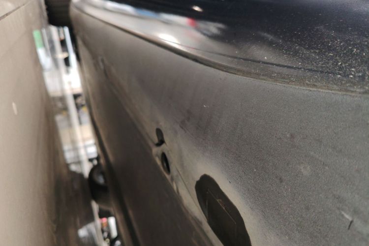 特斯拉 Model 3 2022款 Performance高性能全轮驱动版局部细节9002