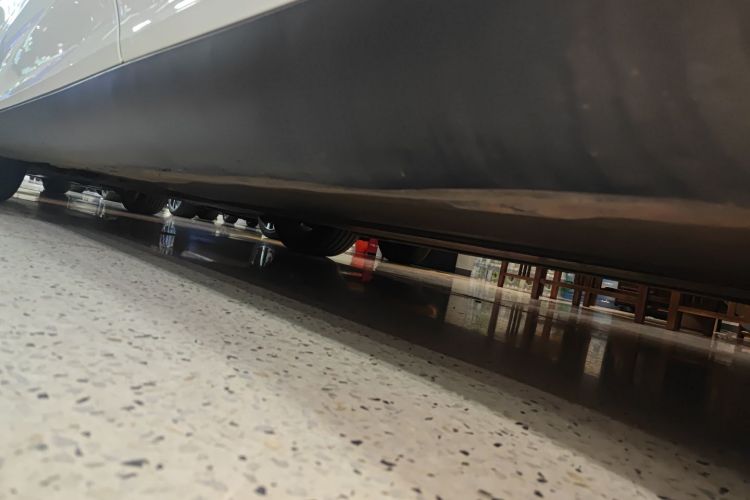 特斯拉 Model Y 2021款 长续航全轮驱动版局部细节9002