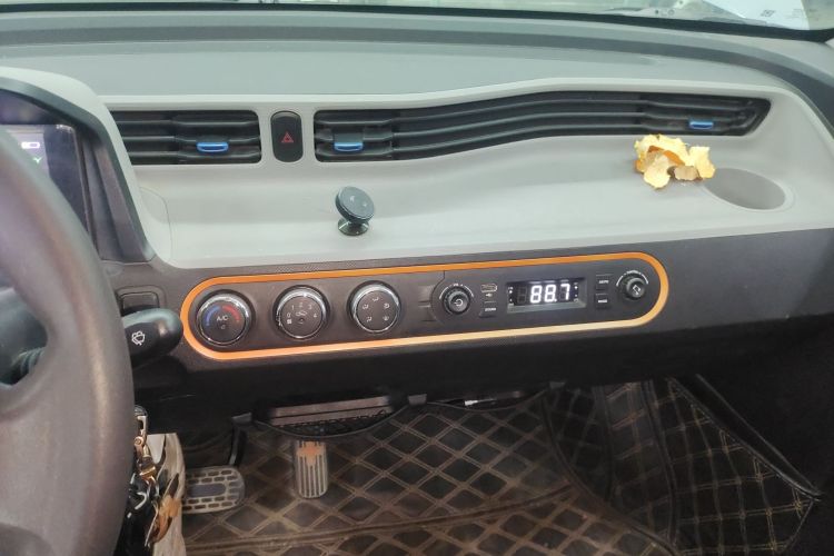 五菱汽车 宏光MINIEV 2020款 悦享款 磷酸铁锂中控内饰16