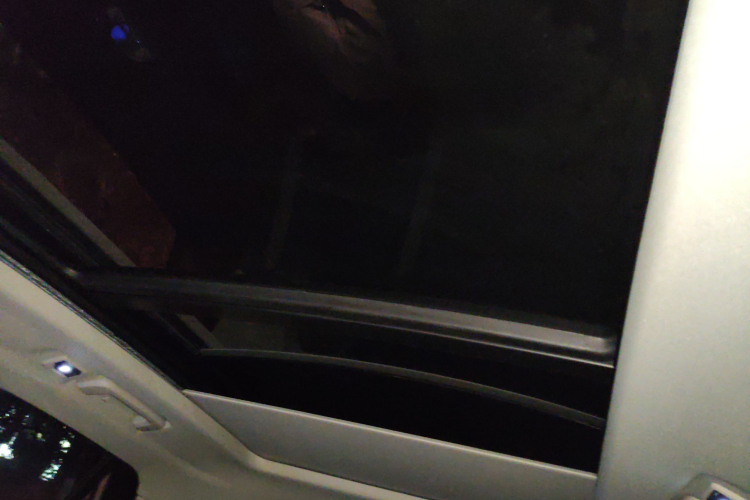 领克01 2023款 2.0TD 两驱型Pro中控内饰22