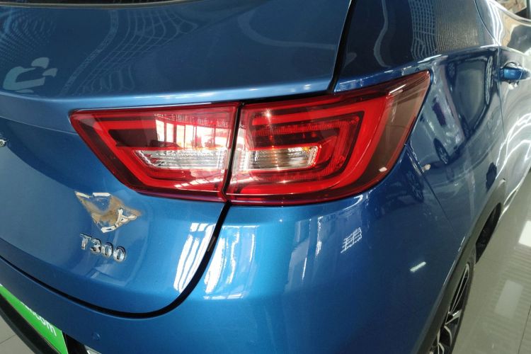 众泰T300 2017款 1.5T 手动豪华型车身外观6006