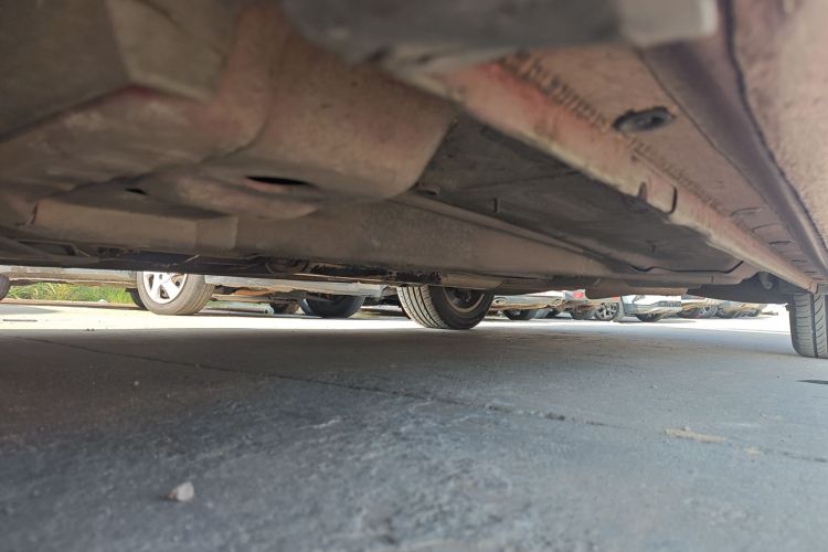 别克 君威 2014款 1.6T 时尚技术型局部细节9004