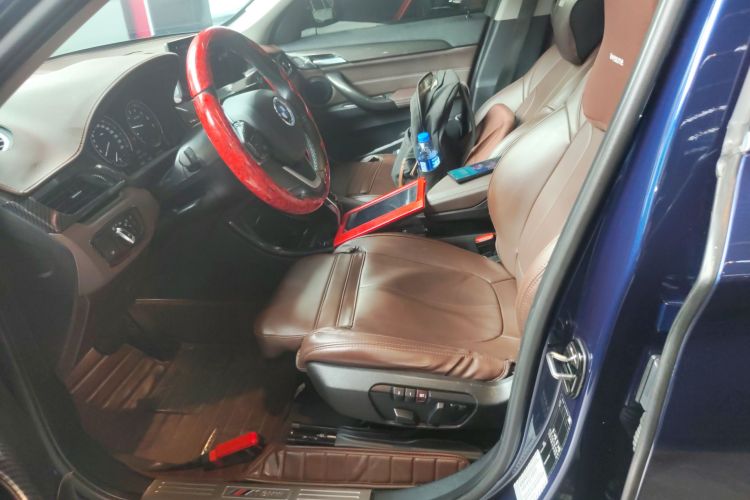 宝马X1 2020款 sDrive25Li 领先型中控内饰19