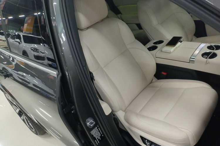 理想汽车 理想L9 2022款 Max局部细节41