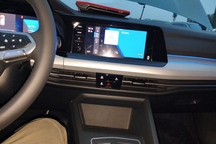 大众 高尔夫 2023款 改款 280TSI DSG Pro中控内饰16