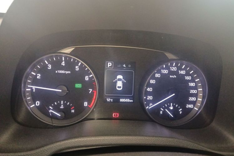 现代 领动 2016款 1.6L 自动智炫·精英型中控内饰14