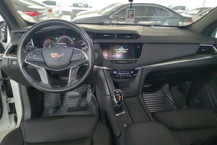 凯迪拉克XT5 2018款 25T 技术型中控内饰7002