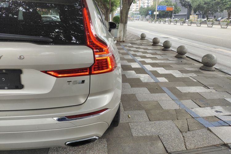 沃尔沃XC60 2020款 T5 四驱智远豪华版车身外观6006