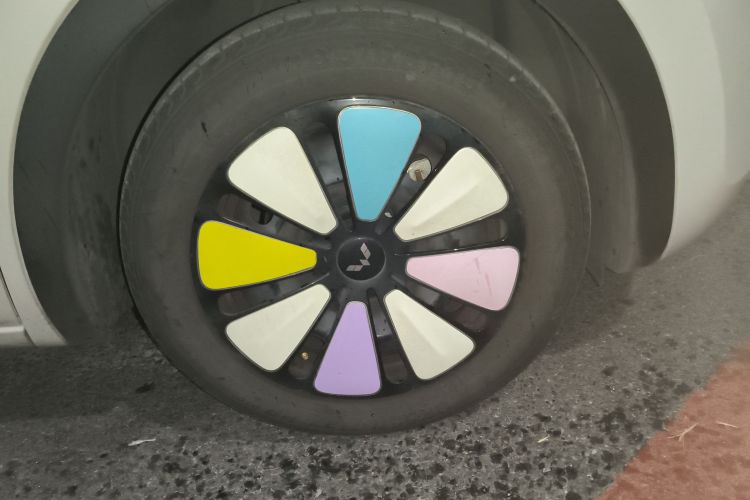 五菱汽车 五菱缤果 2024款 333km 悦享款车身外观10