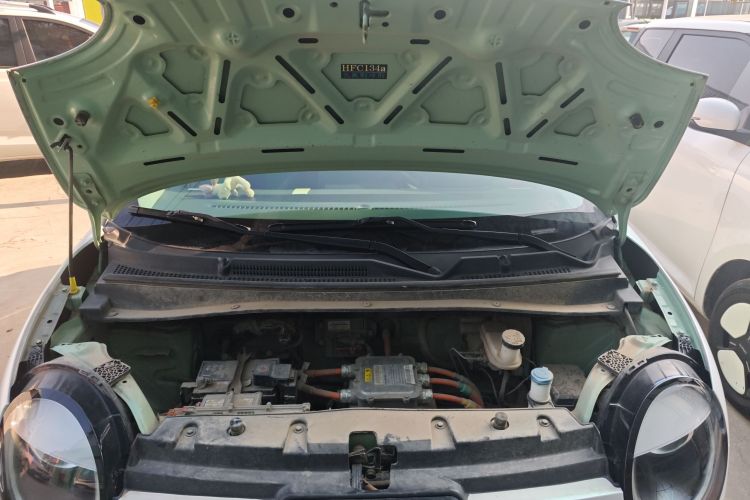 长安启源 长安Lumin 2022款 210km 香甜款机舱底盘24