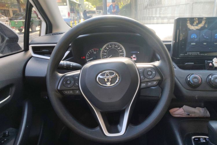 丰田 卡罗拉 2021款 1.2T S-CVT先锋PLUS版中控内饰13