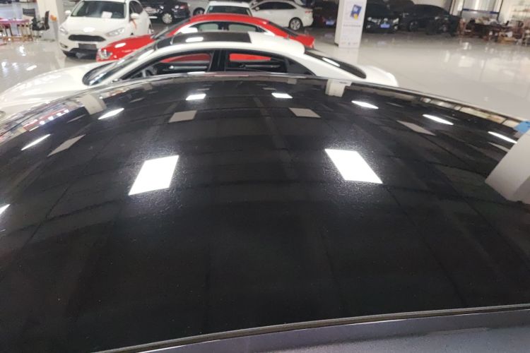 特斯拉 Model Y 2021款 长续航全轮驱动版局部细节57