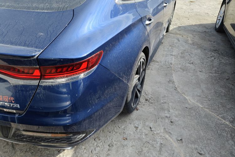 现代 菲斯塔 2019款 280TGDi 智享版 国VI车身外观9