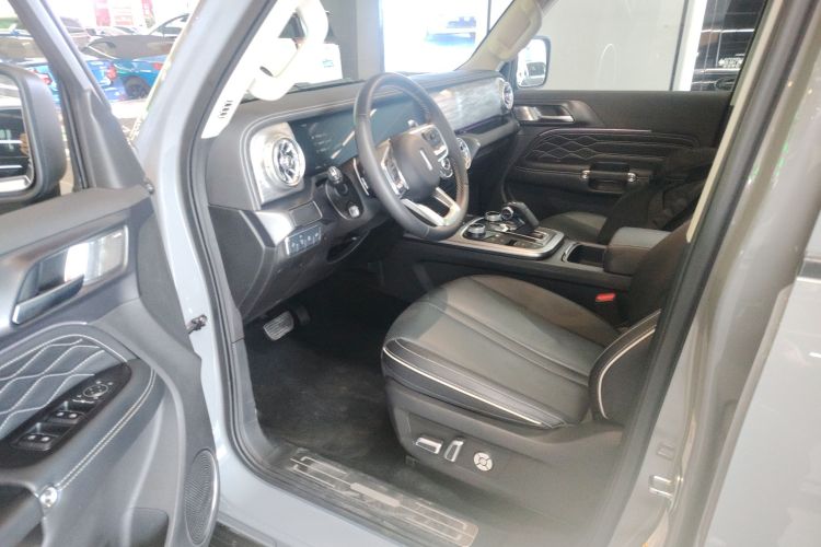 坦克300 2021款 越野版 2.0T 征服者中控内饰7003