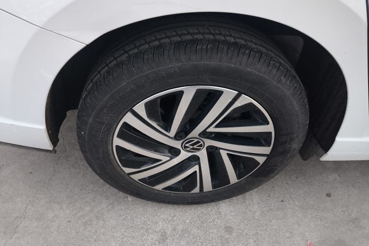 大众 朗逸 2023款 改款 1.5L 自动星空五百万版车身外观6008