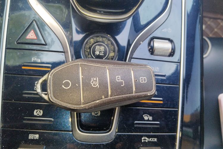 比亚迪 秦PLUS 2021款 EV 400KM 豪华型中控内饰7001