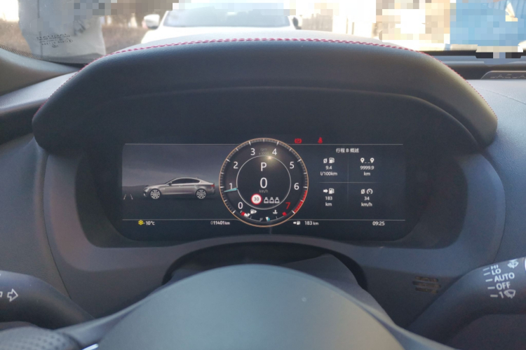 捷豹XEL 2024款 2.0T 250PS R-DYNAMIC S耀黑运动版中控内饰14