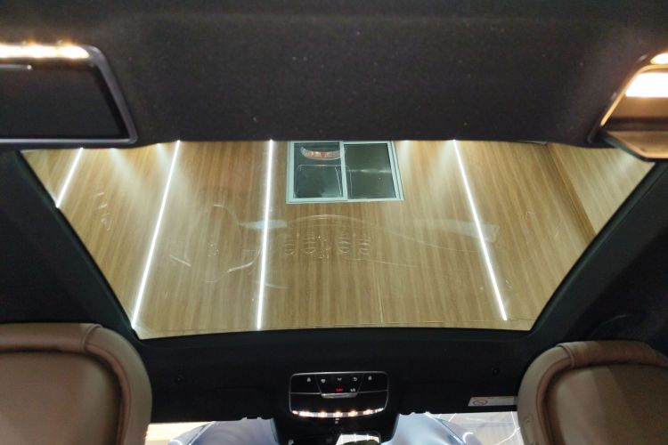 奔驰S级 2020款 S 350 L 尊享型 臻藏版中控内饰22