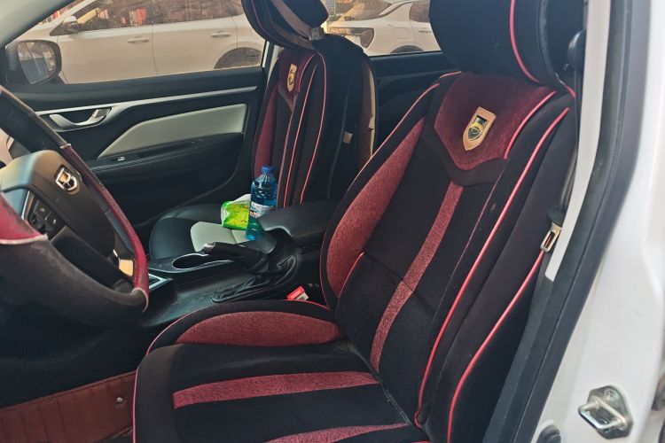 吉利汽车 远景 2020款 改款 1.5L CVT亚运版中控内饰19