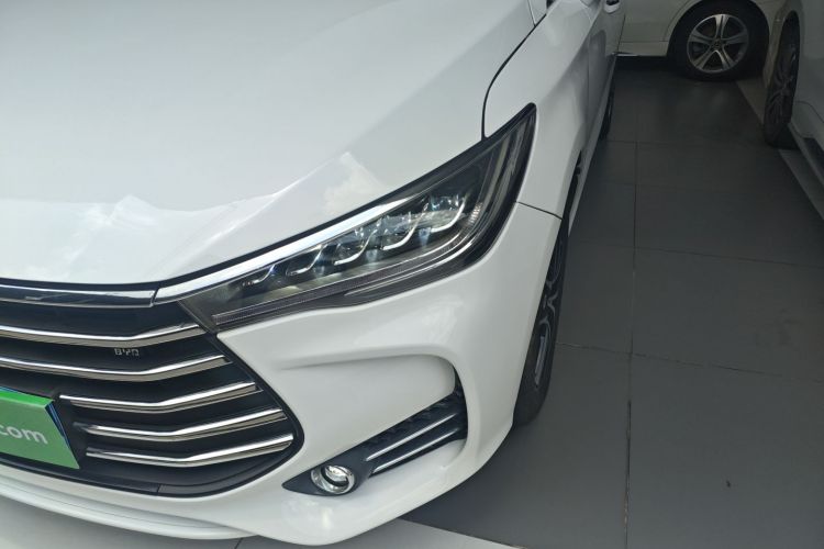 比亚迪 宋MAX 2018款 1.5T 自动智联豪华型 6座局部细节36