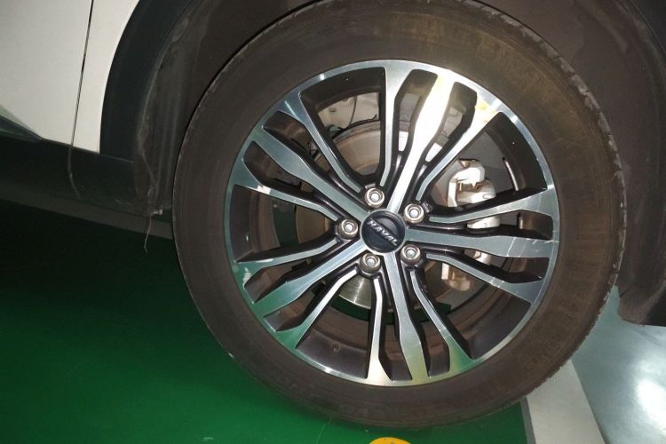 哈弗F7 2019款 2.0T 两驱i范 国V车身外观10