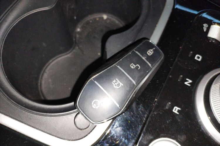 比亚迪 秦PLUS 2025款 EV 510KM 标准版中控内饰11