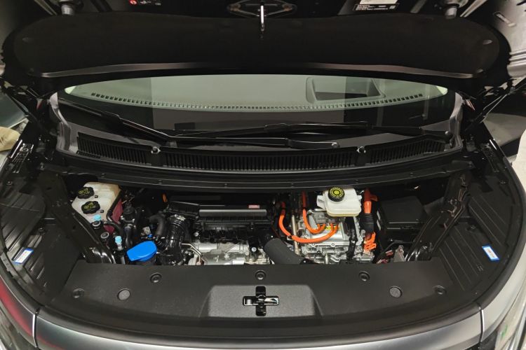 腾势D9 2024款 DM-i 980 四驱旗舰型局部细节24