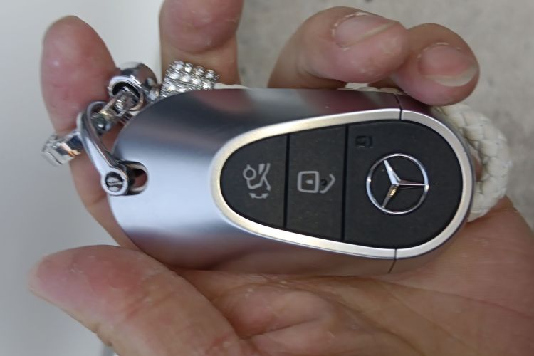 奔驰C级 2022款 改款 C 260 L 运动版中控内饰7001