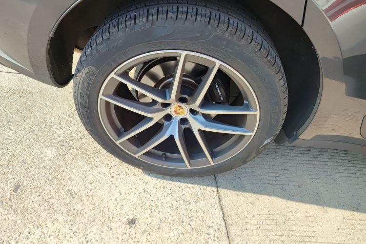 保时捷 2022款 Macan 2.0T车身外观6008