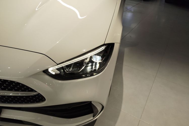 奔驰C级 2022款 改款 C 200 L 运动版局部细节36