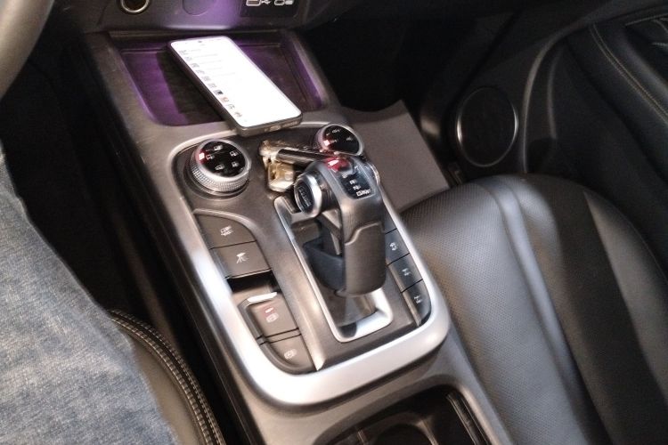 坦克300 2021款 越野版 2.0T 征服者局部细节18