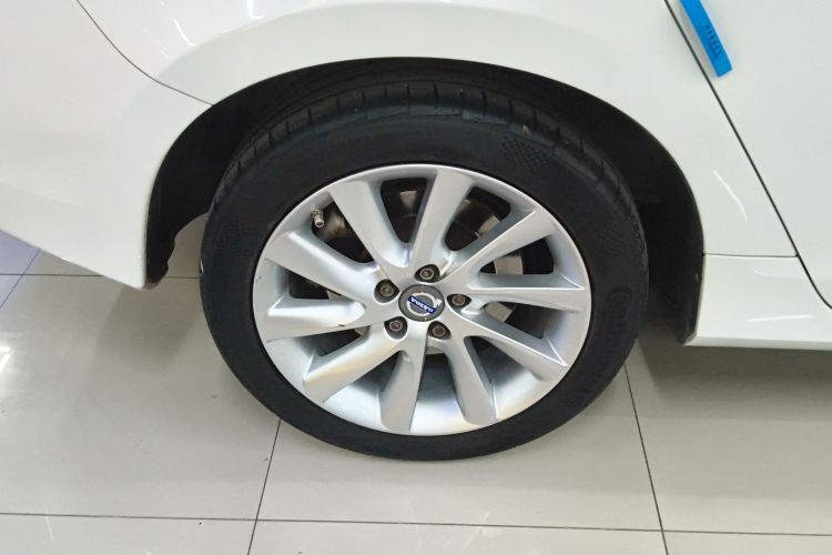 沃尔沃S60 2017款 S60L T4 智远版车身外观6008